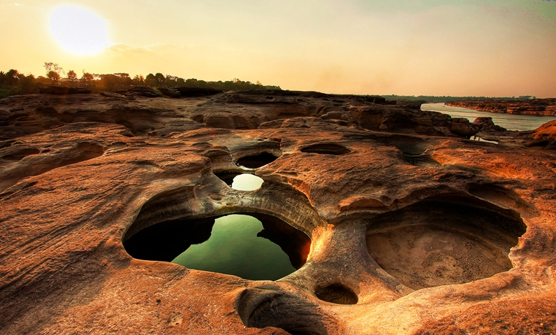 Sam Phan Bok, le grand canyon de Siam