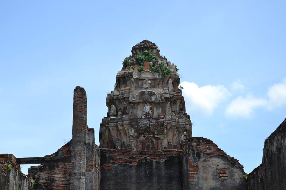 Destination Lopburi, ville simienne