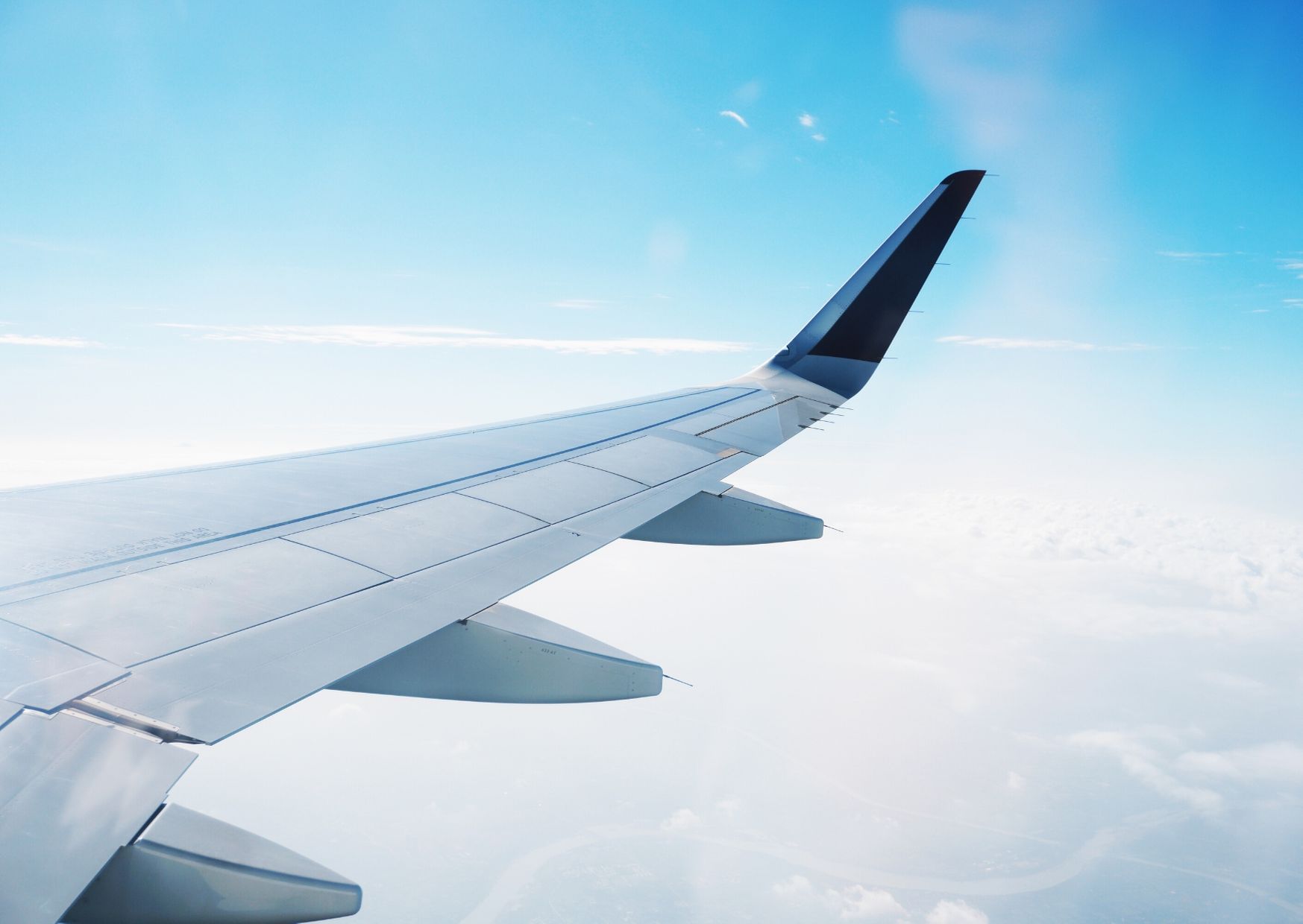 Les aéroports rouverts pour les vols domestiques