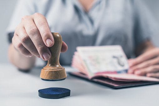 Covid-19 : le service d’immigration thaïlandais prévoit une prolongation de visas