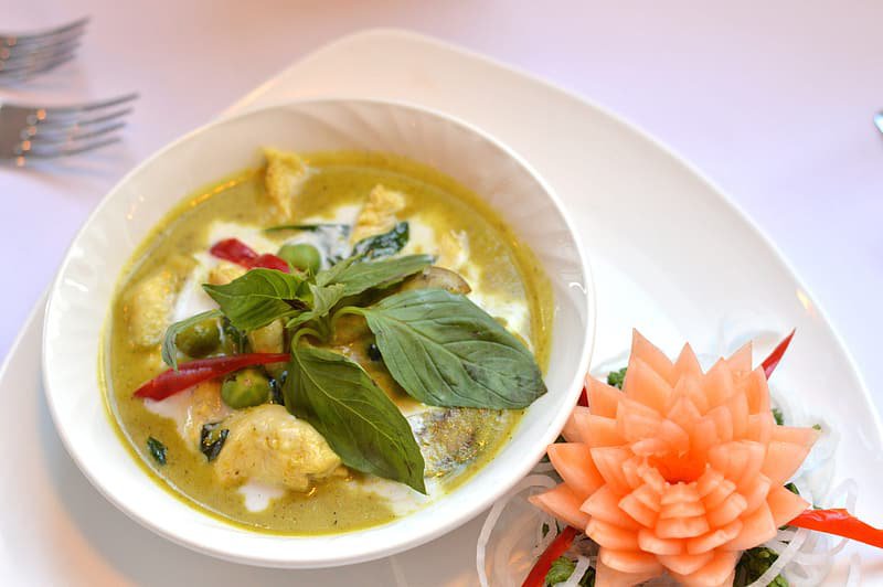 Recette facile de curry vert au poulet (Gaeng Kaew Wan Gai)