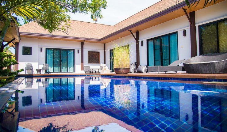 Phuket se prépare à accueillir les premiers touristes pour la “quarantaine en villas”