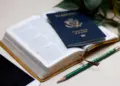 Passeport et documents pour préparer un visa Thailand Elite Bronze 2026