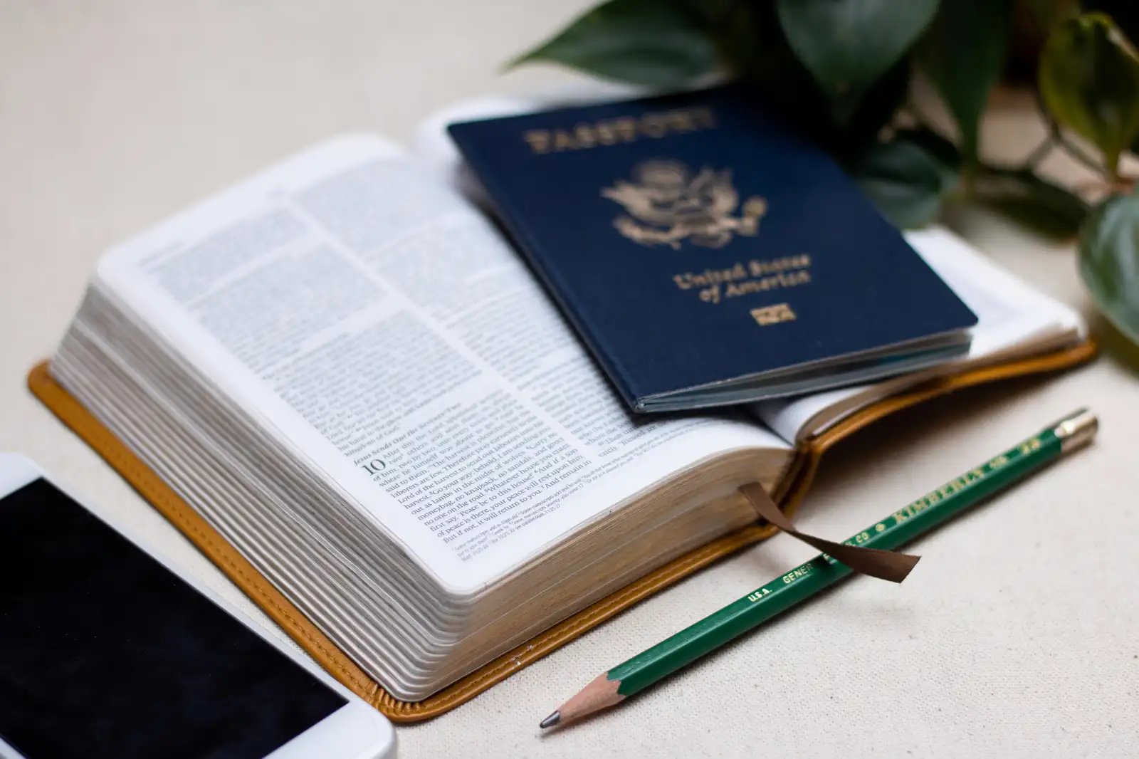 Passeport et documents pour préparer un visa Thailand Elite Bronze 2026